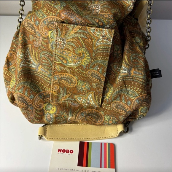 HOBO International Soft Yellow Leather Kisslock Bag with Chain Strap - Picture 10 of 12